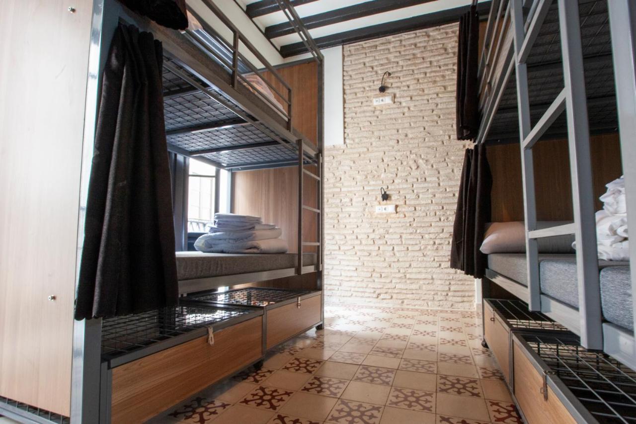 Hostel Ibarra By Bossh! Hotels Seville Ngoại thất bức ảnh