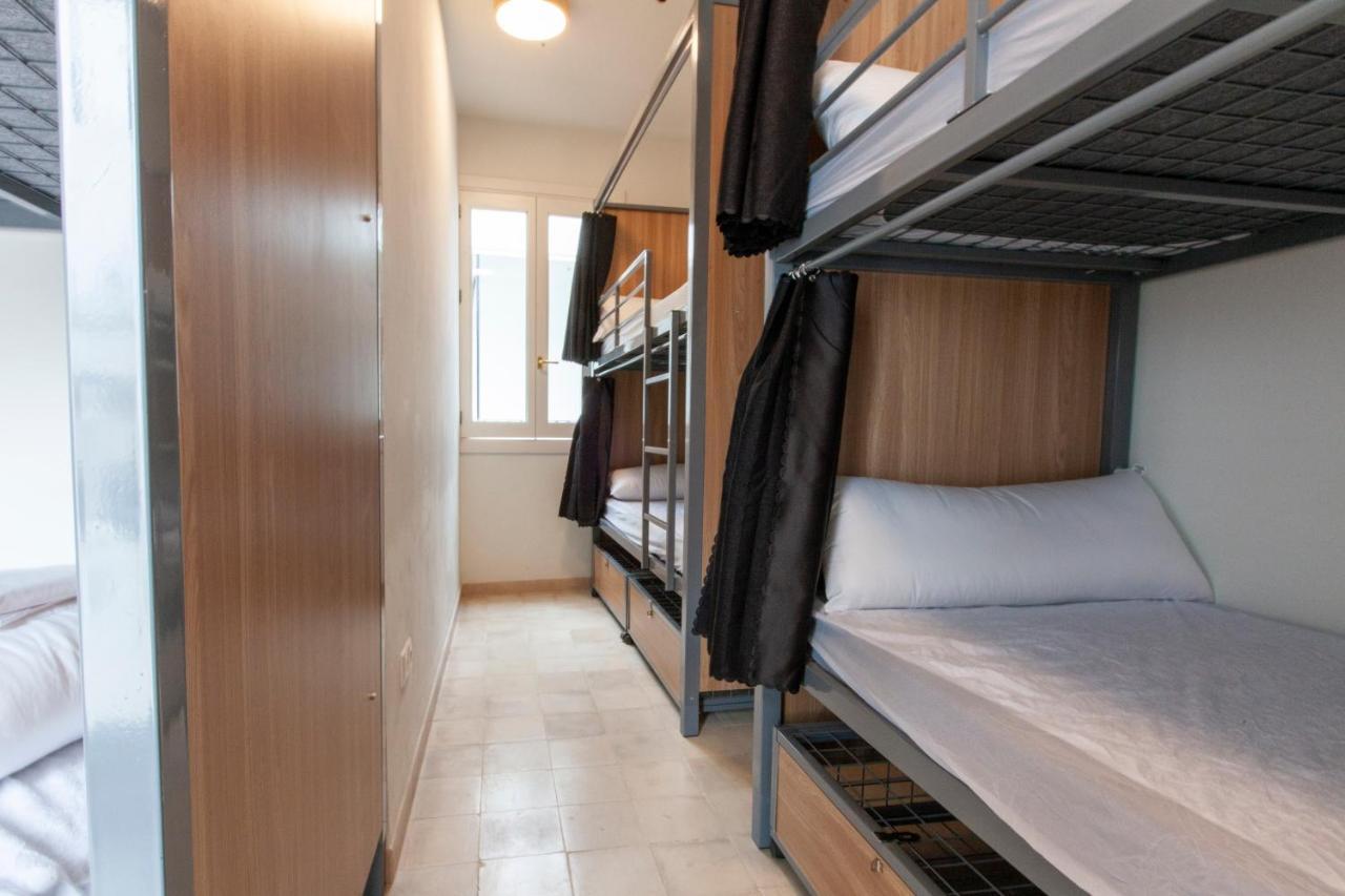 Hostel Ibarra By Bossh! Hotels Seville Ngoại thất bức ảnh