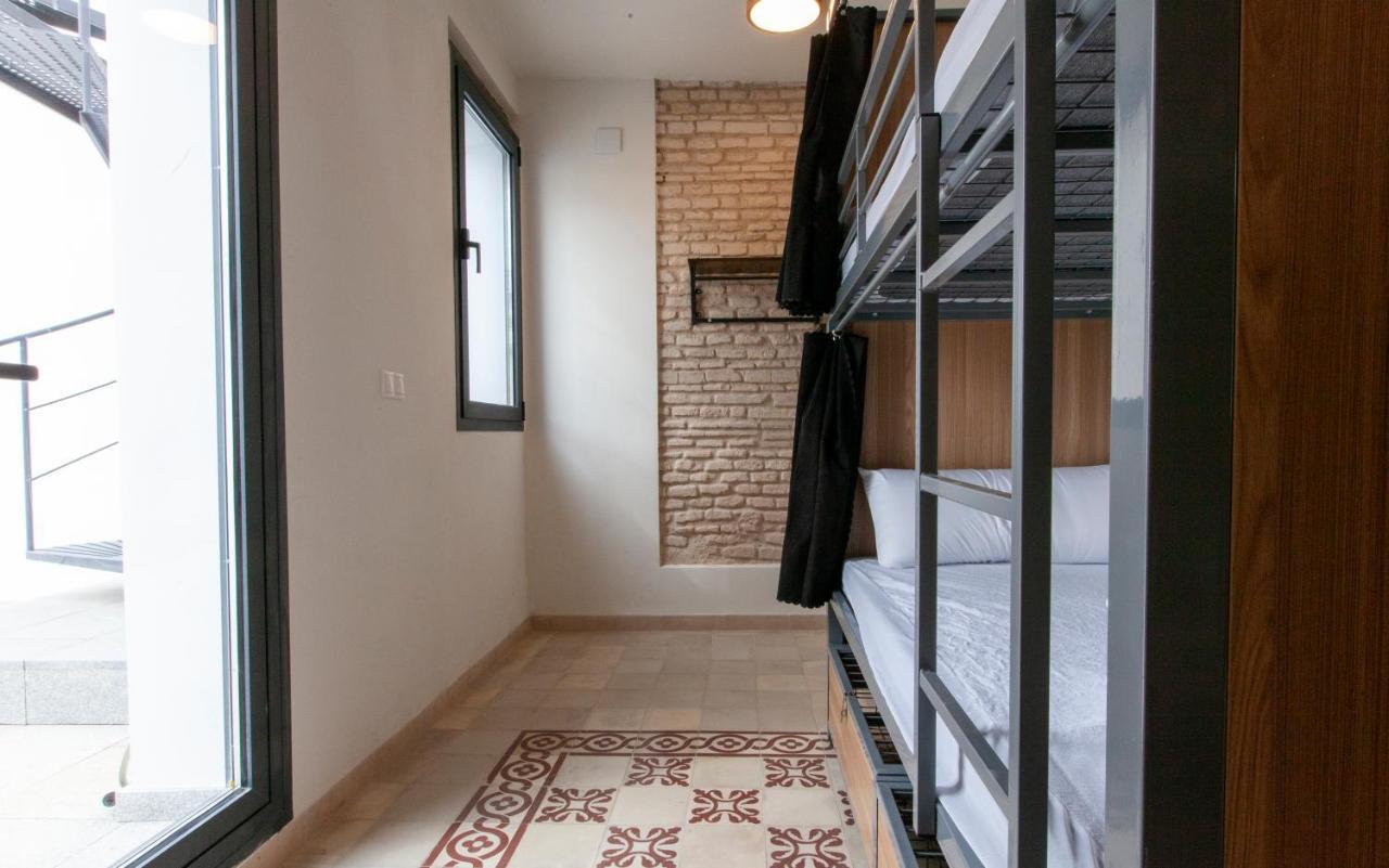 Hostel Ibarra By Bossh! Hotels Seville Ngoại thất bức ảnh